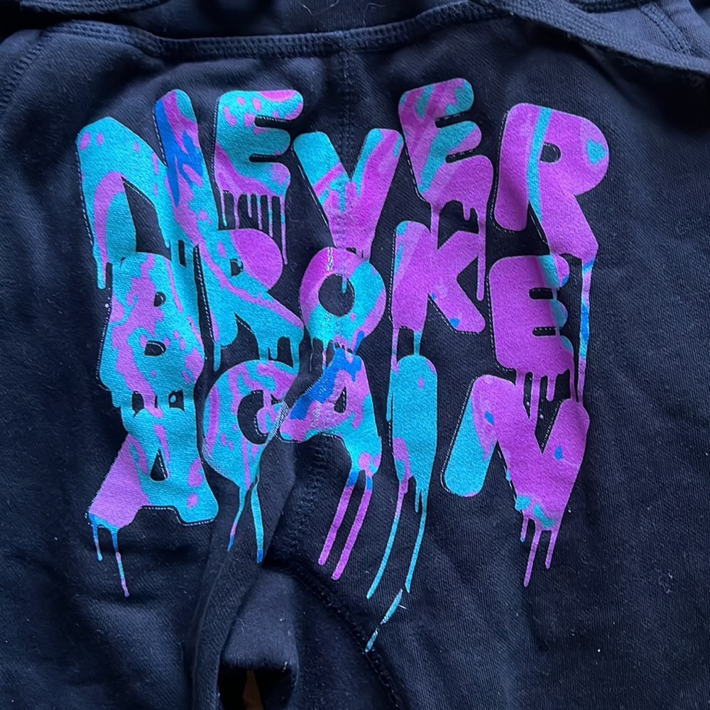 Youngboy Sweatpants - Picture 2 of 5